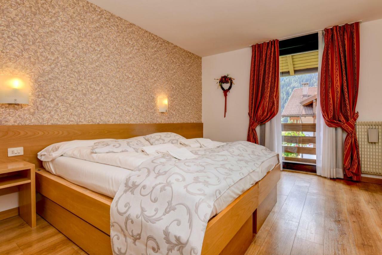 Bepy Hotel Garni Giustino Bagian luar foto